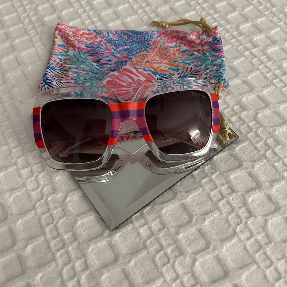 Lilly Pulitzer, Colorful Striped Sunglasses with Drawstring Cloth Case.